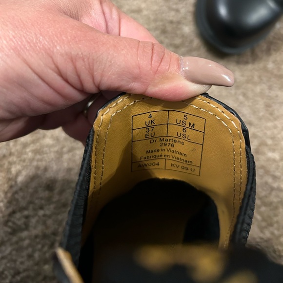 DR. MARTENS - Picture 5 of 5